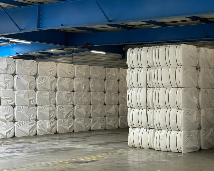 Grondstof als grondstof van kleding 900x950
