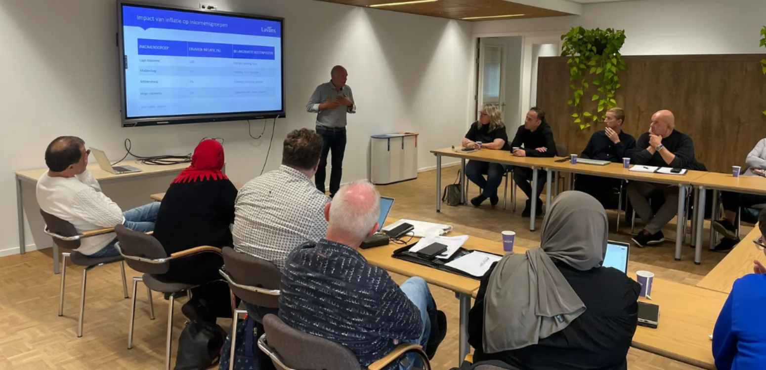 Lavans ontvangt FNV kaderleden 1550x750