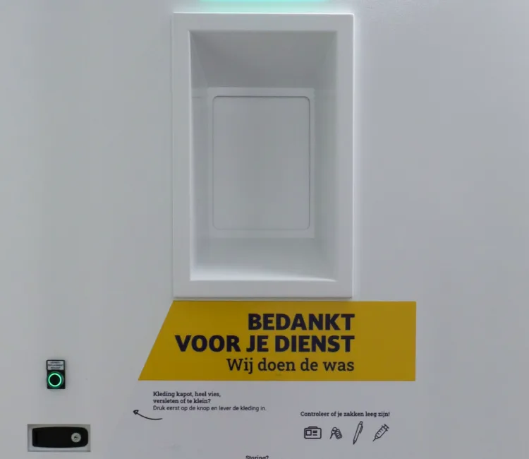 Kleding ingifte automaat
