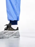 Broekspijpen van cleanroom onderkleding broek