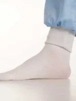 Zijaanzicht cleanroom sok