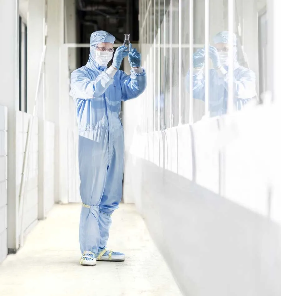Cleanroom coverall huren bij Lavans