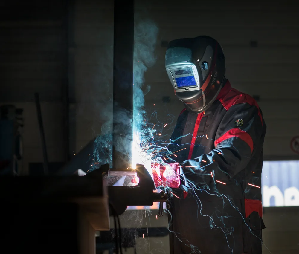 Background 100x850px Welding