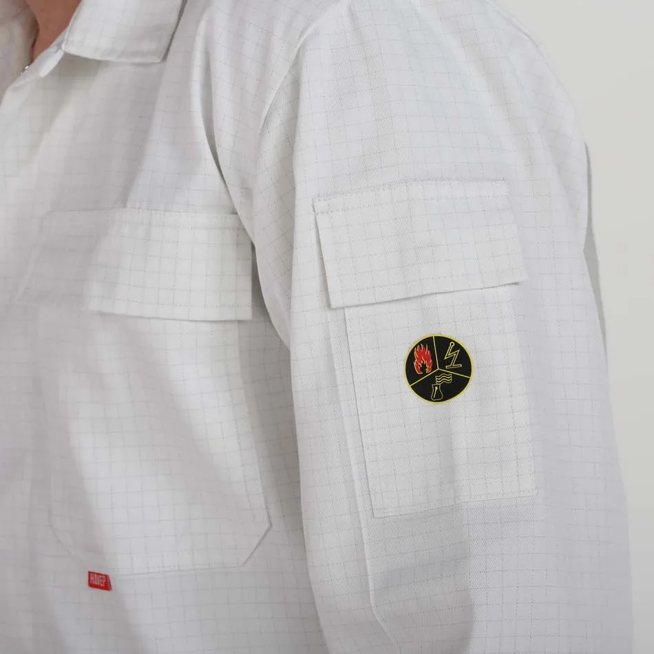 Professioneel onderhouden labjas voor veilig werken