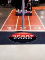 Logomat voor ingang winkel sport 2000