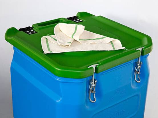 Speciale opberg container voor de pluisarme poetsdoeken van Lavans.