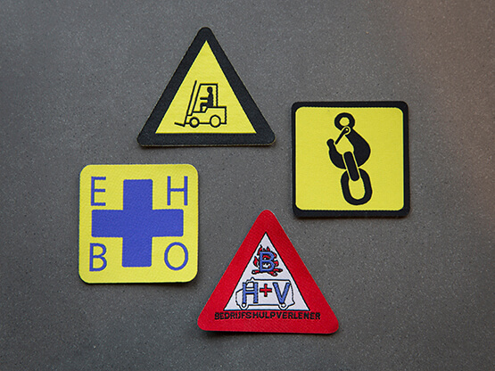 toenemen moeilijk Dynamiek ▷ Emblemen en logo's op bedrijfskleding bedrukken of borduren | Lavans